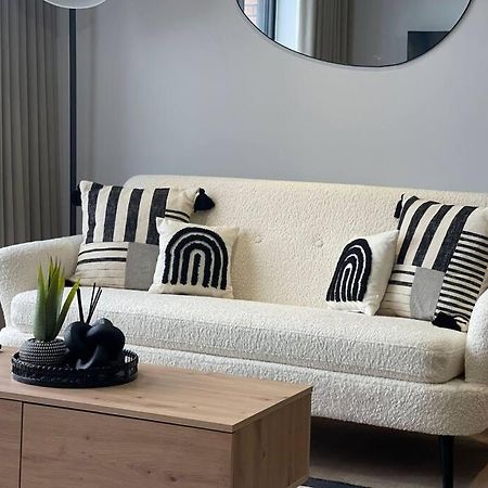 Trendy Apartment In Cardiff Free Parking Bagian luar foto